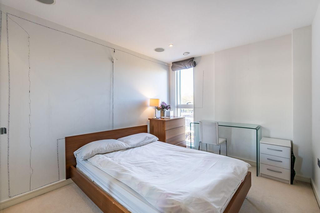 Property photo 3 of 12 Moore-House-10