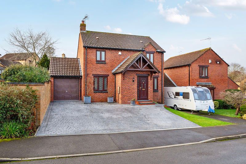 Property photo 1 of 20 Front