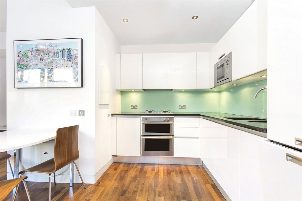 Property photo 2 of 11 Picture No. 26