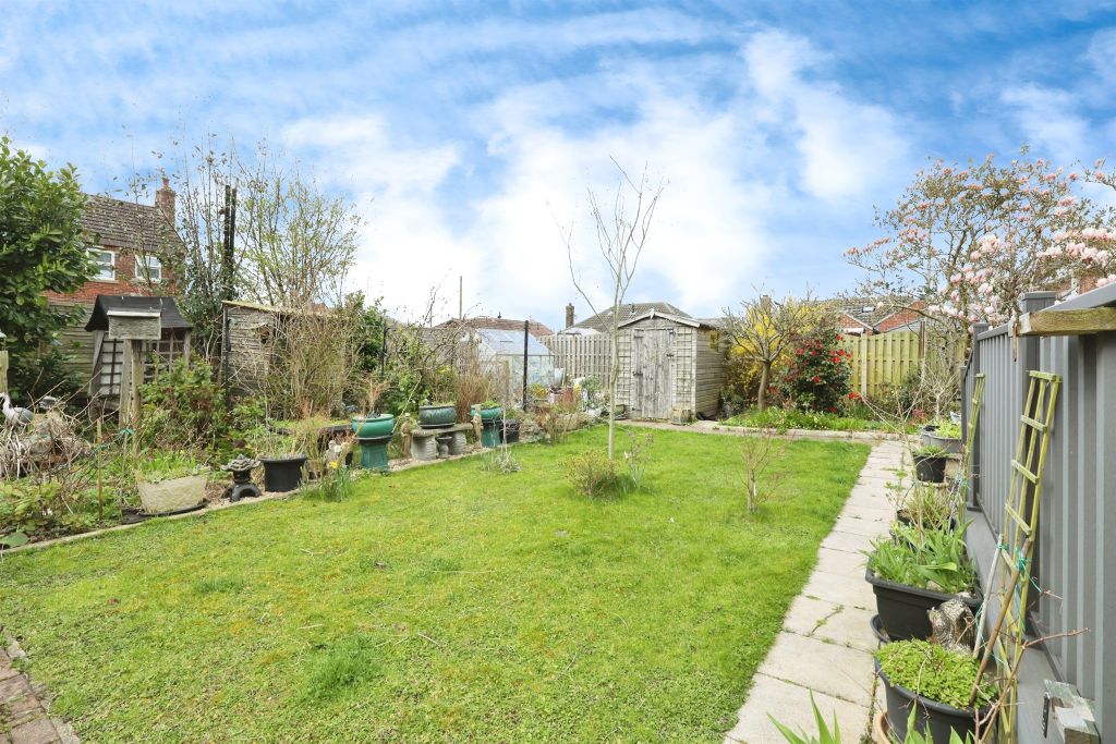 Property photo 2 of 16