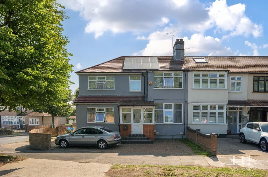 Property photo 1 of 23