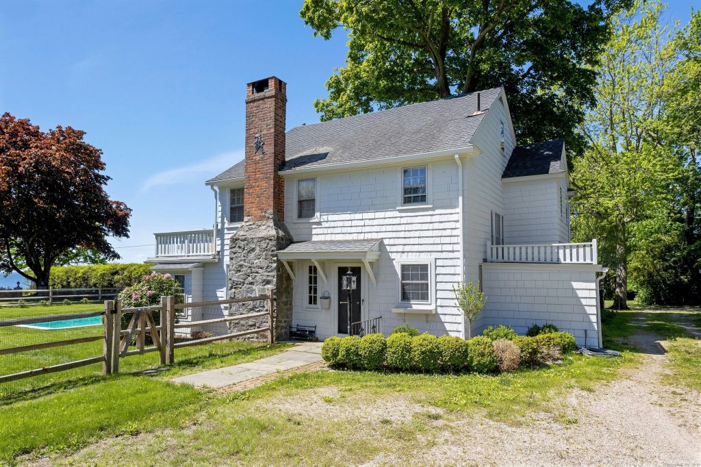 Property photo 1 of 19