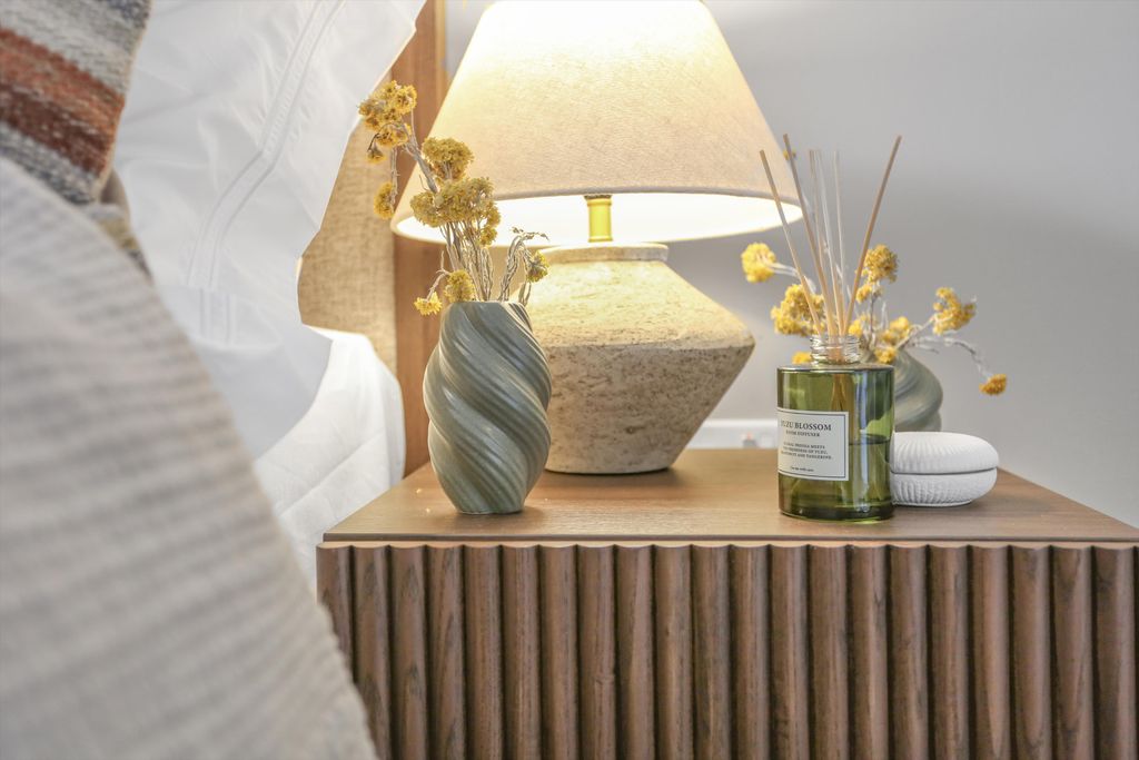 Property photo 2 of 24 Image