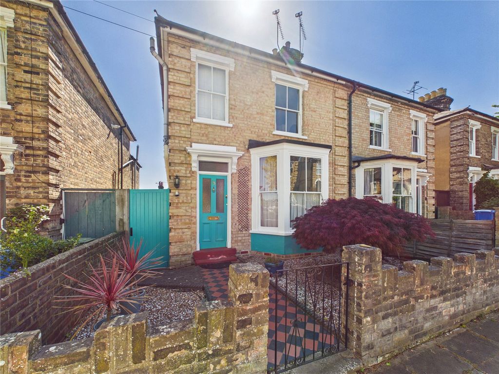 Property photo 1 of 11 Picture No. 01