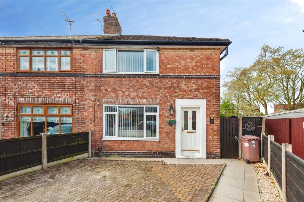 Property photo 2 of 19 Picture No. 22