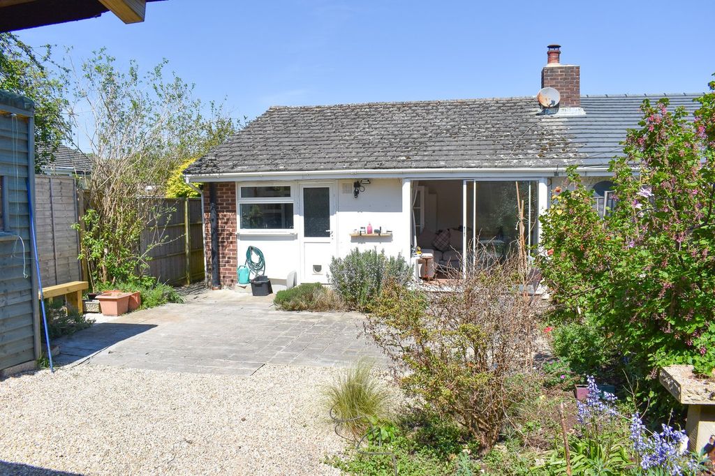 Property photo 3 of 11