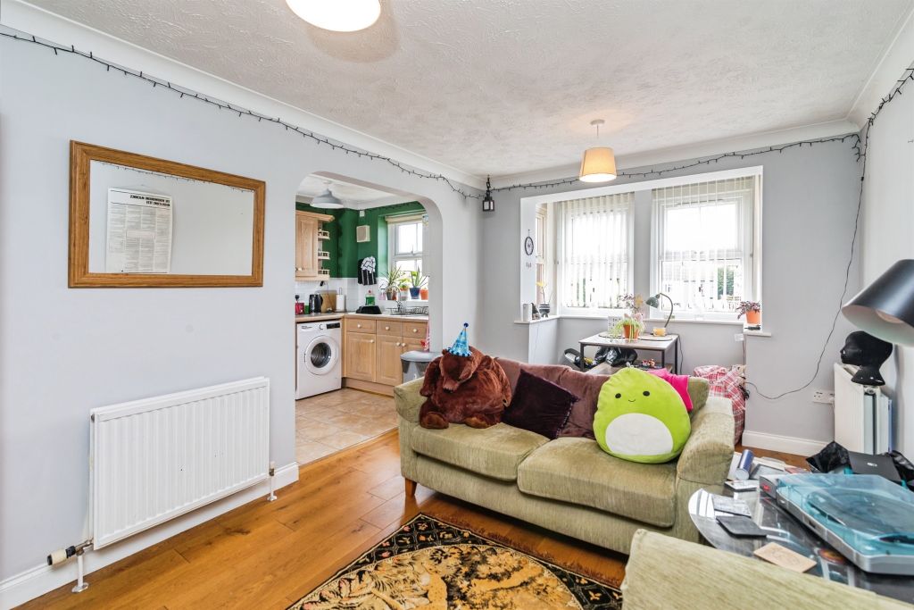 Property photo 3 of 15