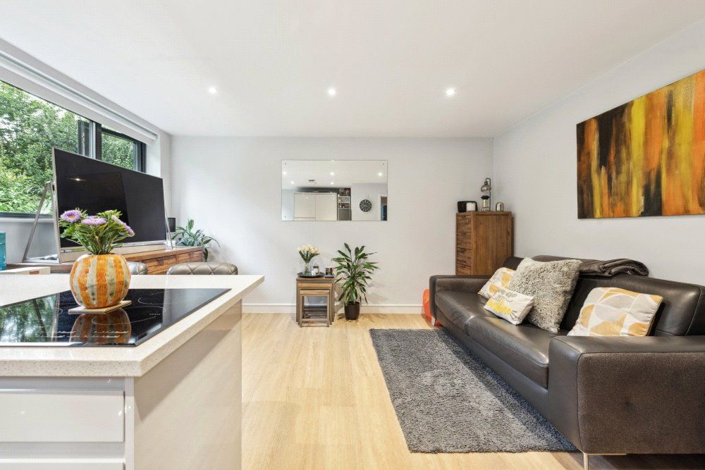 Property photo 1 of 16 Picture No. 02