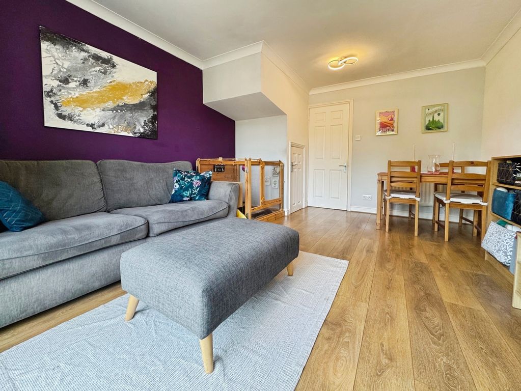 Property photo 3 of 12 Pbox-Img.Jpg