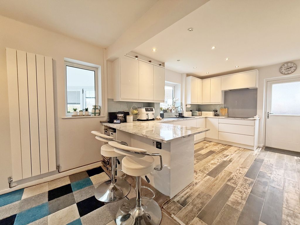 Property photo 2 of 32 Kitchen-Diner