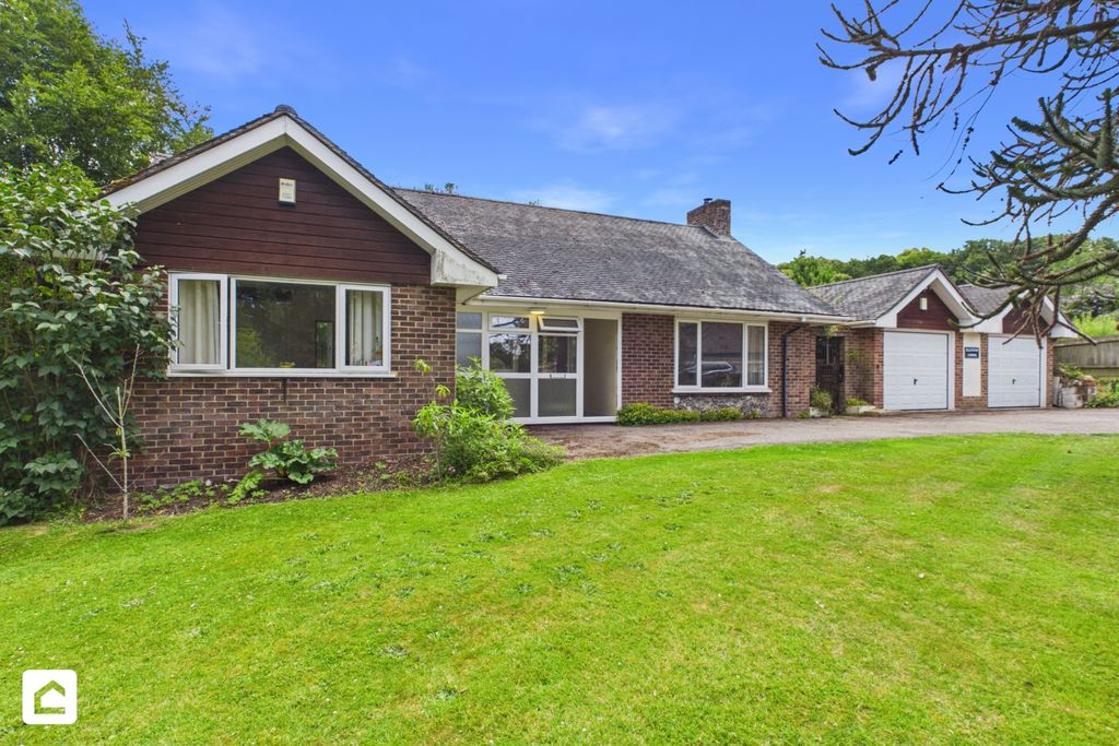 Property photo 1 of 15 Cam04580G0-Pr0047-Still022