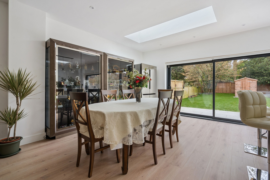 Property photo 3 of 25