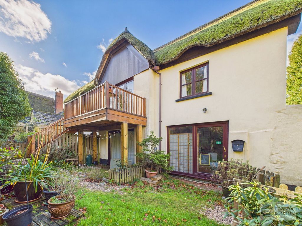 Property photo 1 of 27