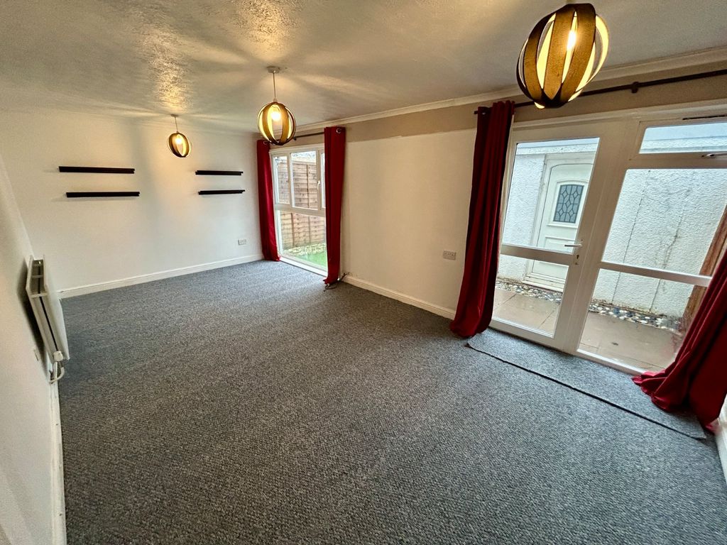 Property photo 3 of 13 Picture No. 15