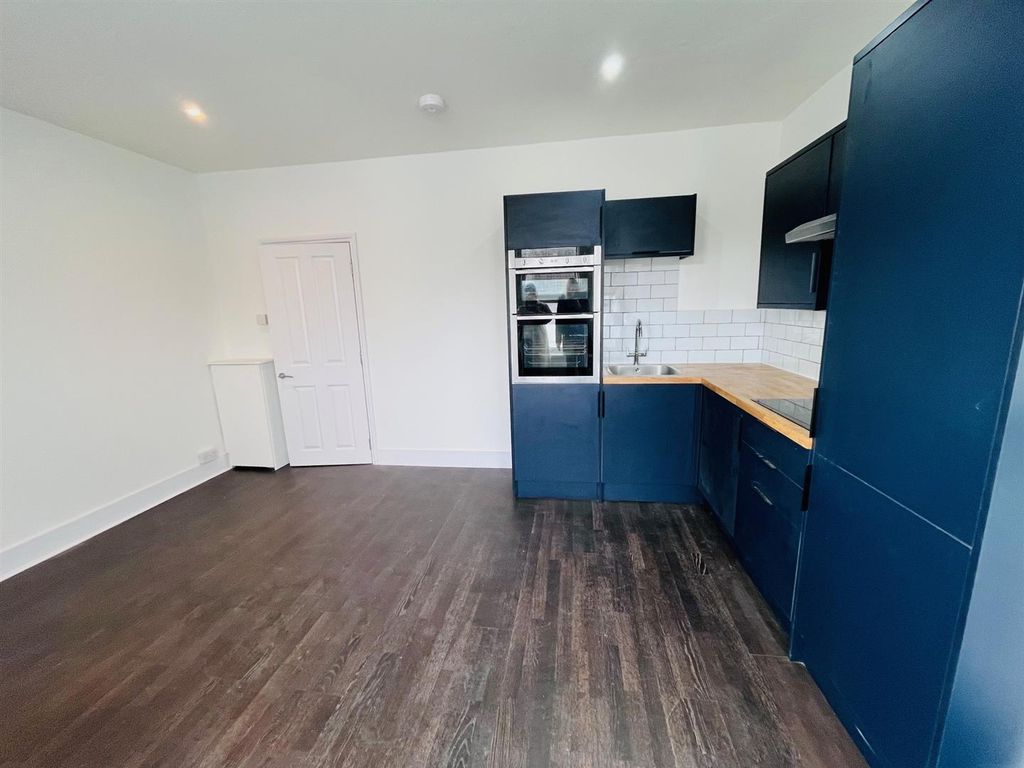 Property photo 3 of 8 Lounge Kitchen 2.Jpg