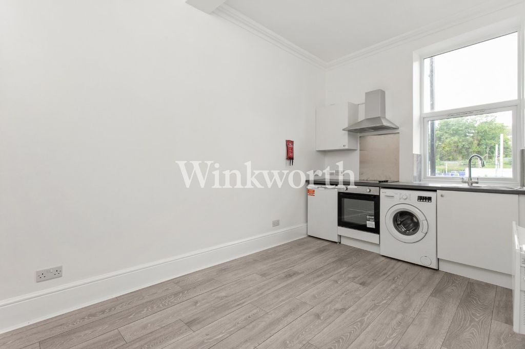 Property photo 2 of 9 Picture No. 09