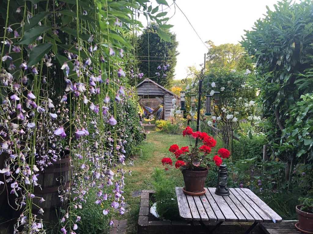 Property photo 2 of 29