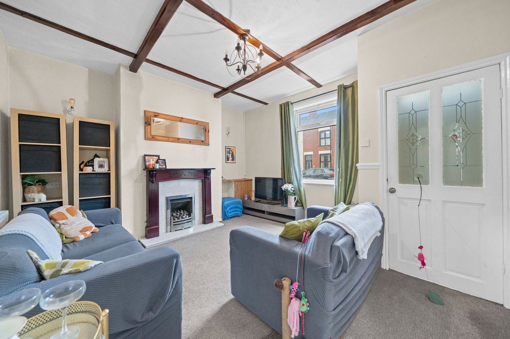 Property photo 2 of 13