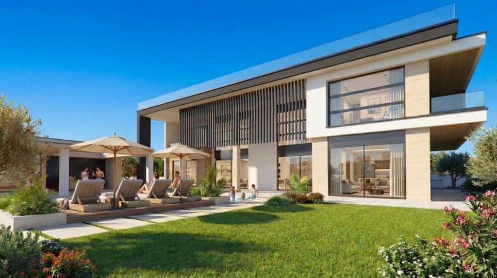 Property photo 3 of 19