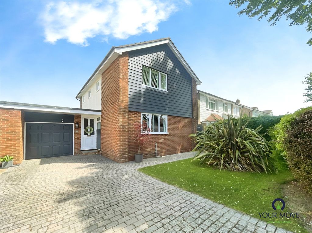 Property photo 1 of 16 External