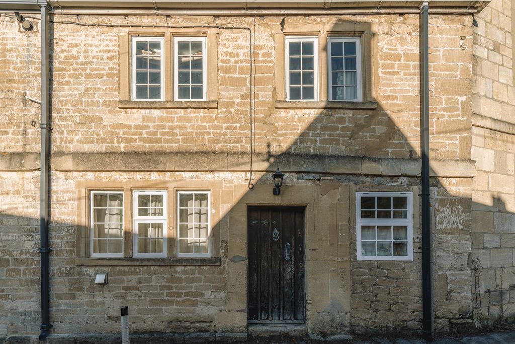Property photo 2 of 24 245137 - 18Newtown_Bradfordonavon_Highres-36.Jpg