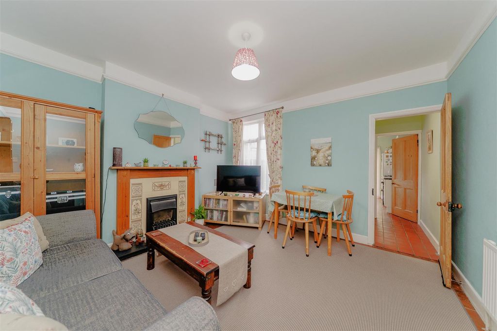 Property photo 2 of 31 180Gristhorpe-25.Jpg