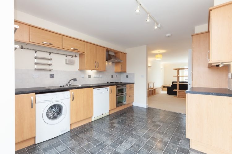 Property photo 2 of 8 221815