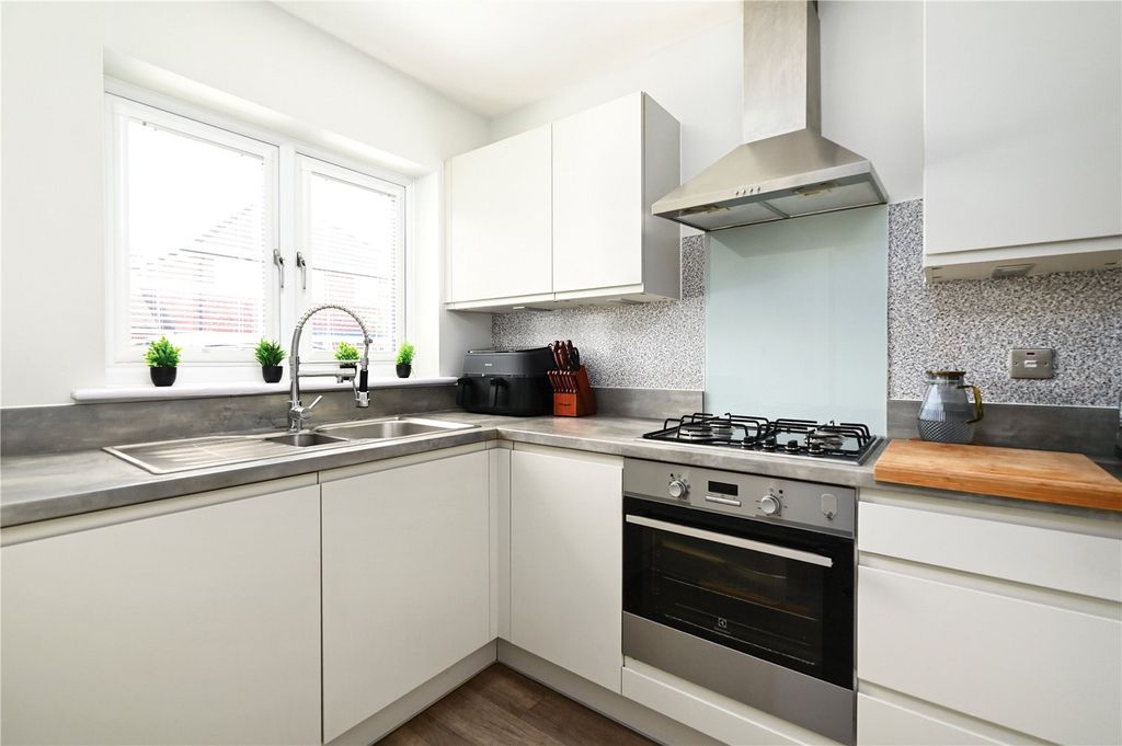 Property photo 3 of 11 Picture No. 05