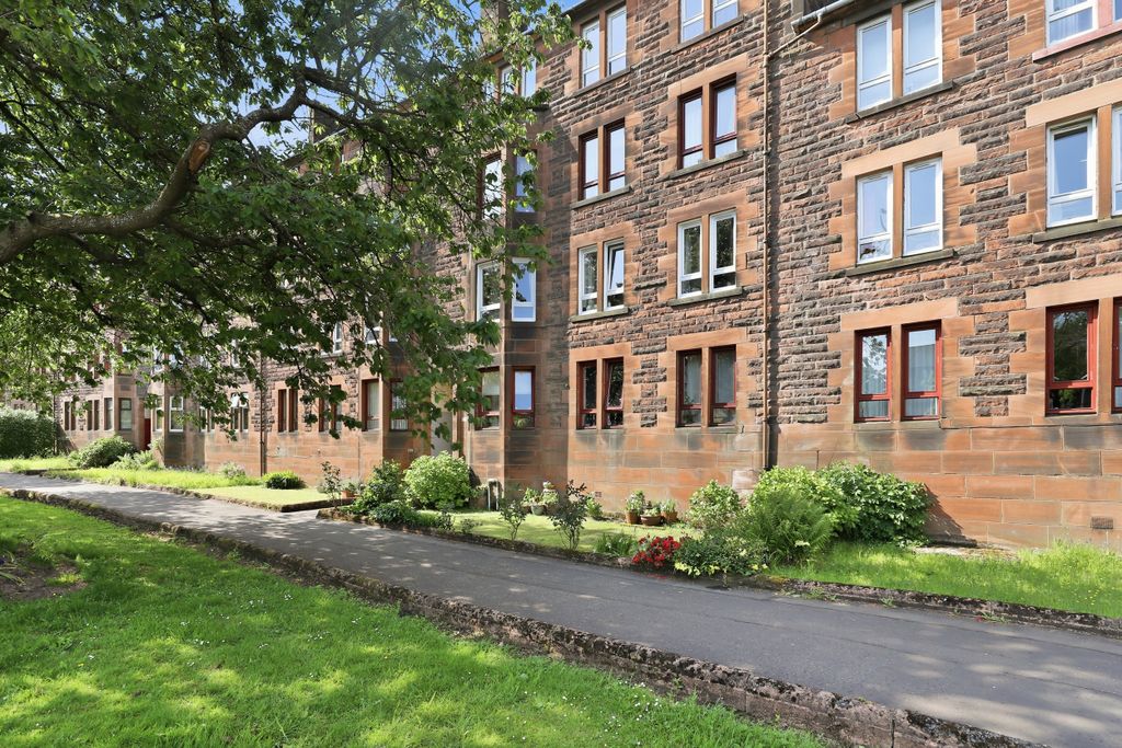 Property photo 1 of 30