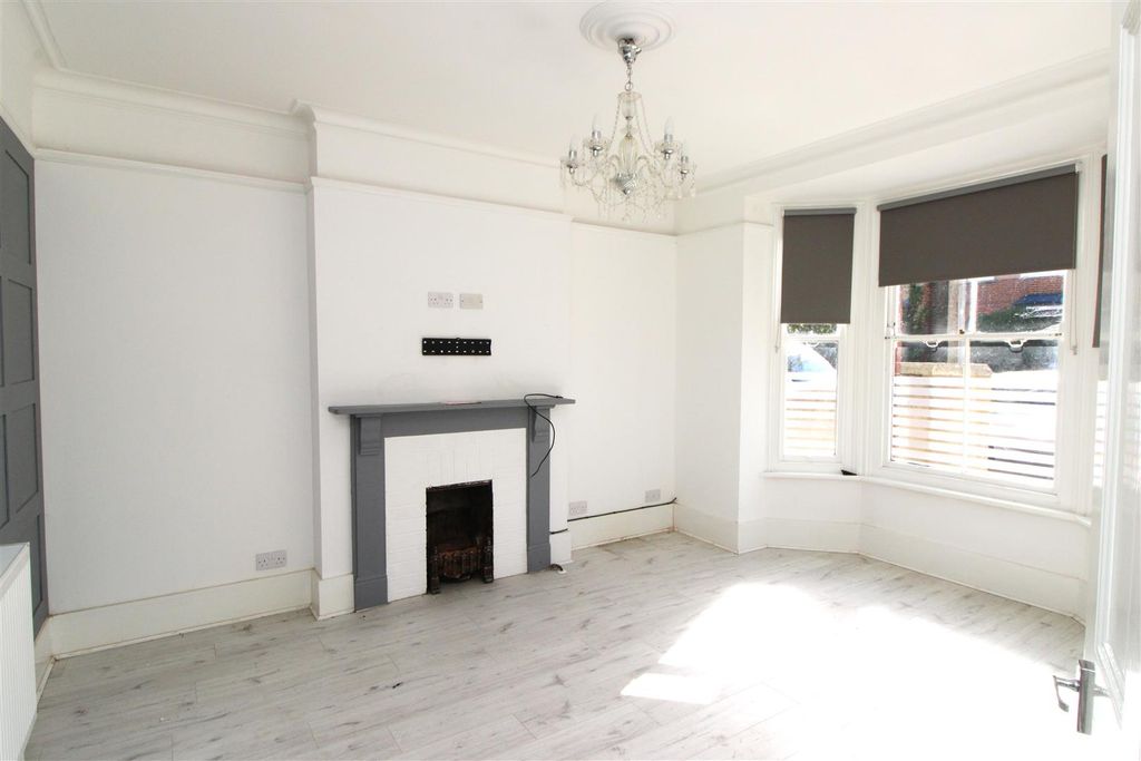Property photo 2 of 10 Img_4855.Jpg