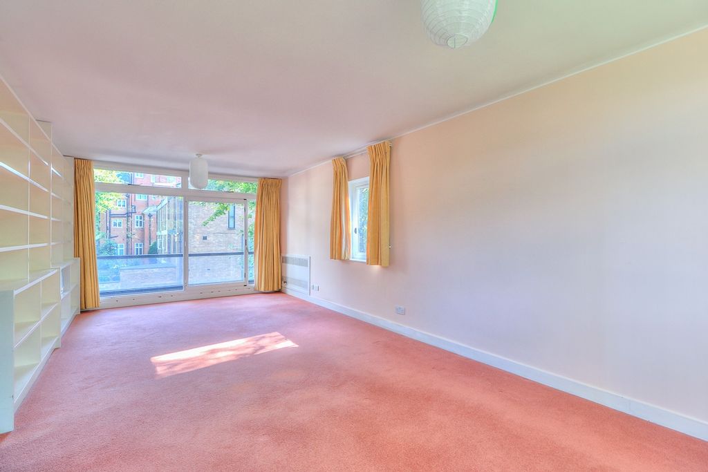 Property photo 3 of 12 Photo 2
