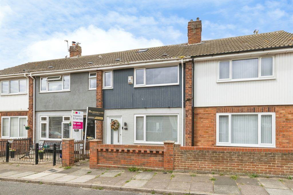 Property photo 1 of 12