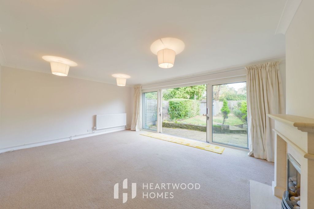 Property photo 3 of 18