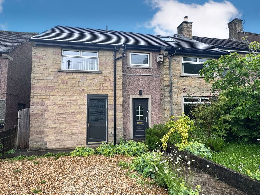 Property photo 1 of 31