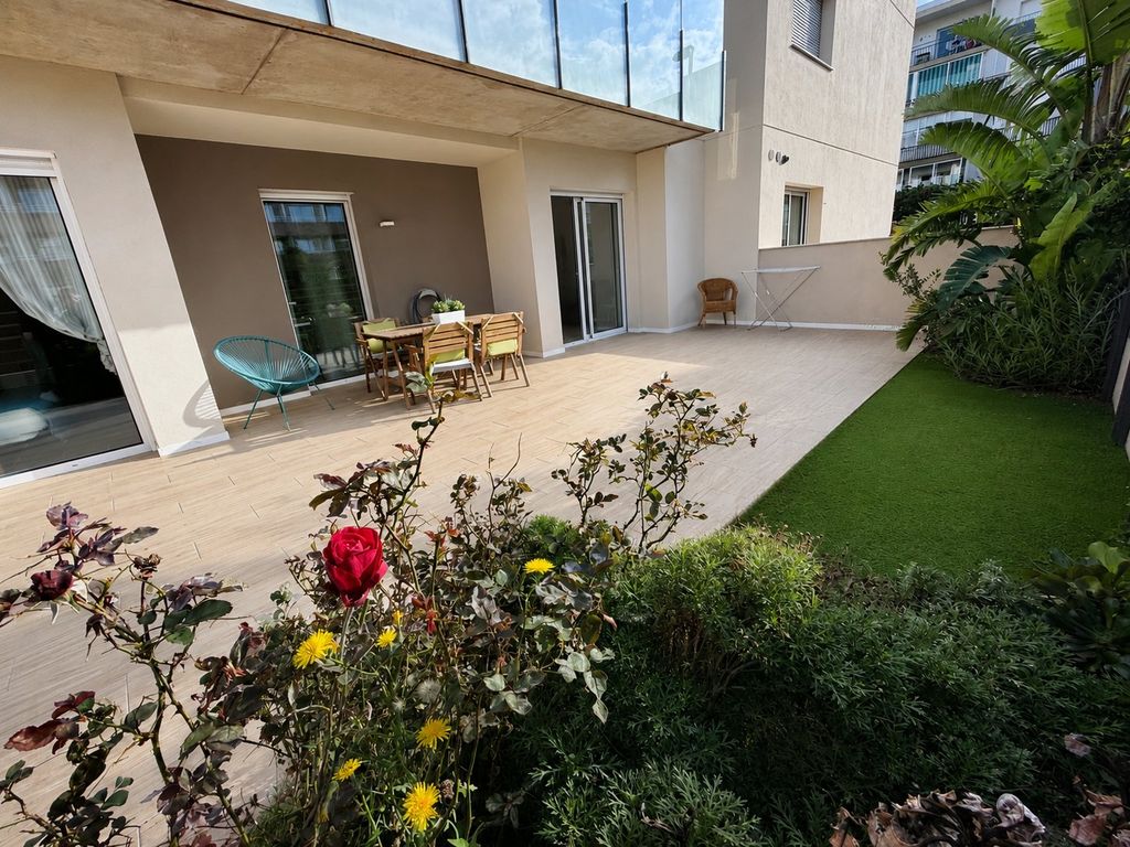 Property photo 1 of 42