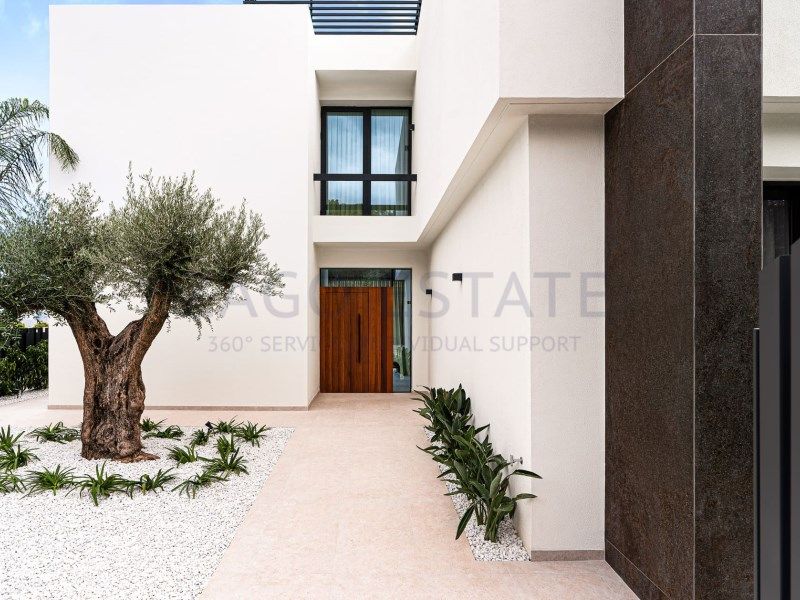 Property photo 3 of 24