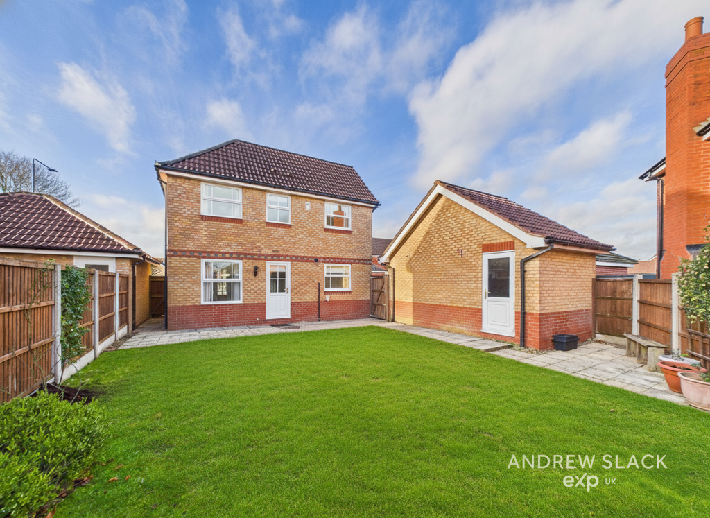 Property photo 1 of 18