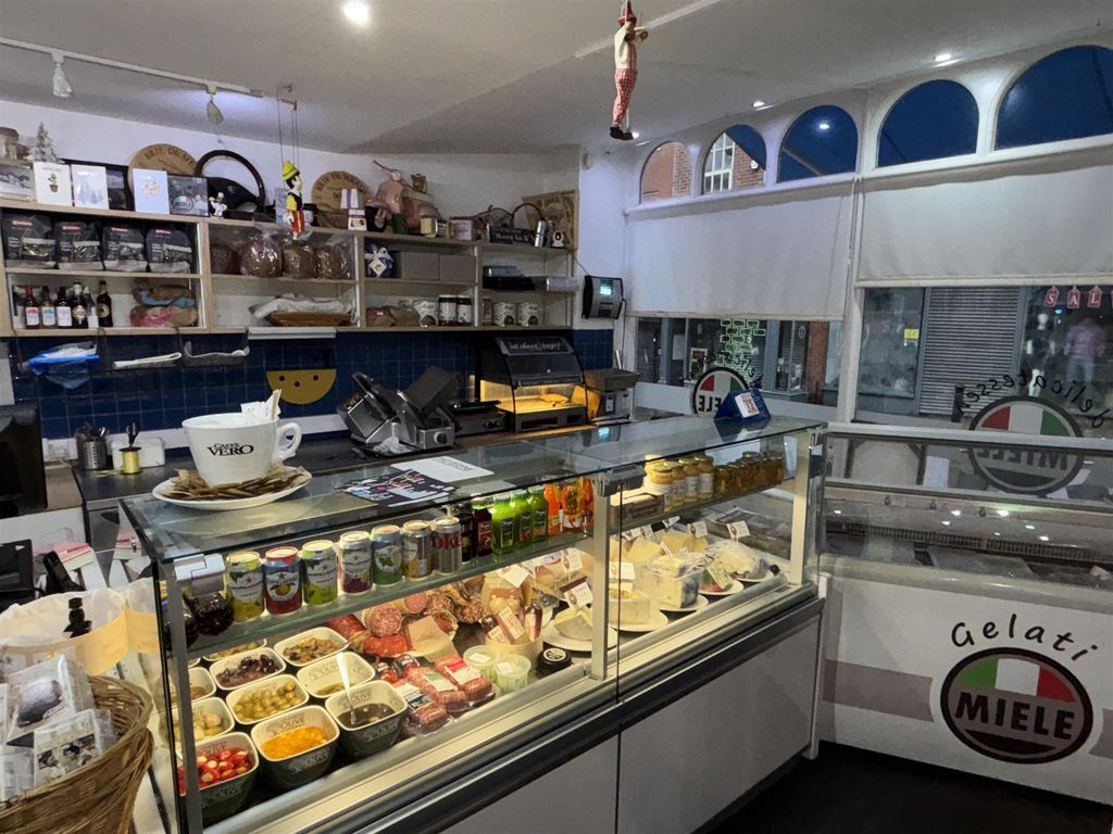 Property photo 1 of 5 Photo 0