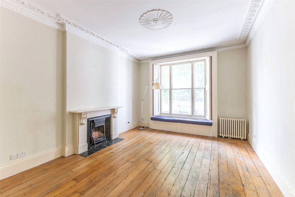 Property photo 2 of 10 Picture No. 61
