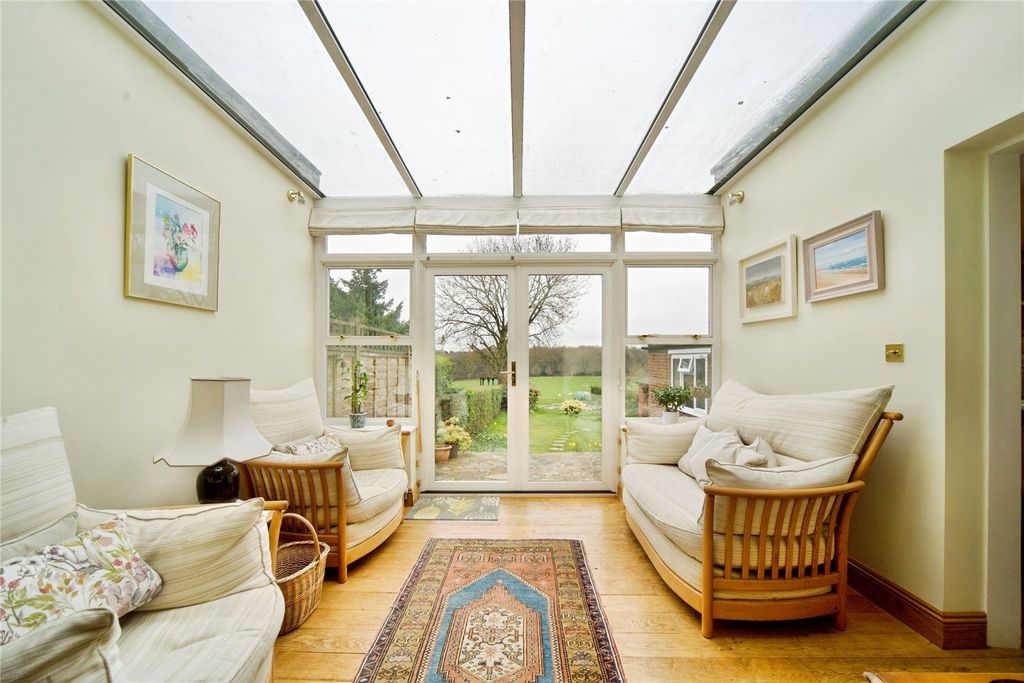 Property photo 2 of 25 Conservatory