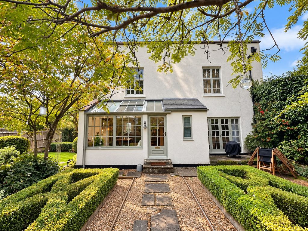 Property photo 1 of 23 99A6Aab2F62d45E586152c5c60845880