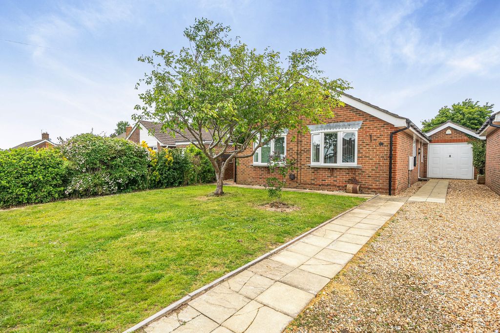 Property photo 1 of 11