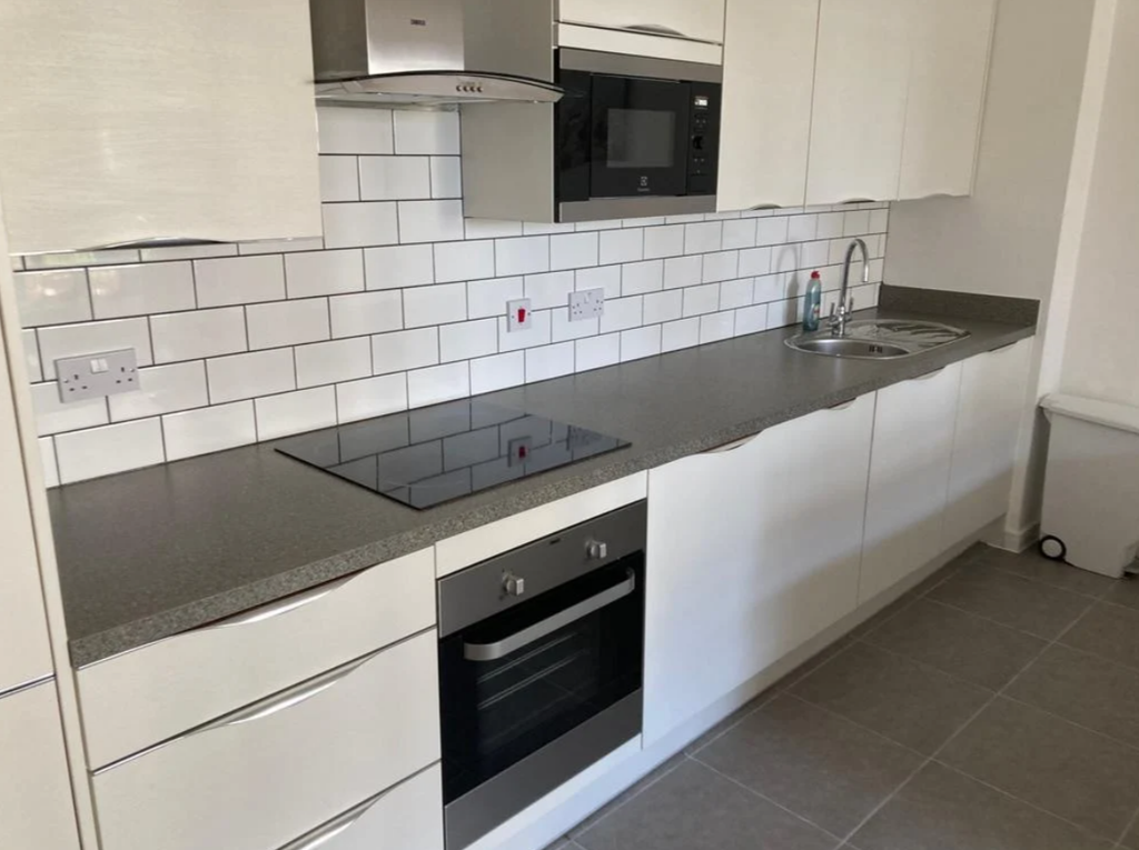 Property photo 2 of 12 Photo 1