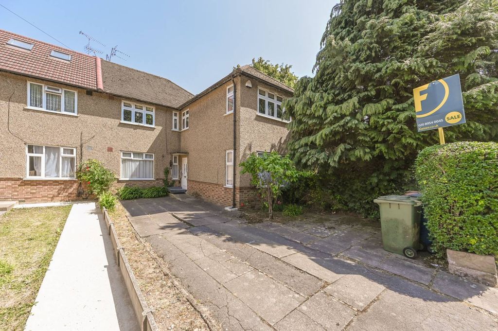 Property photo 2 of 16