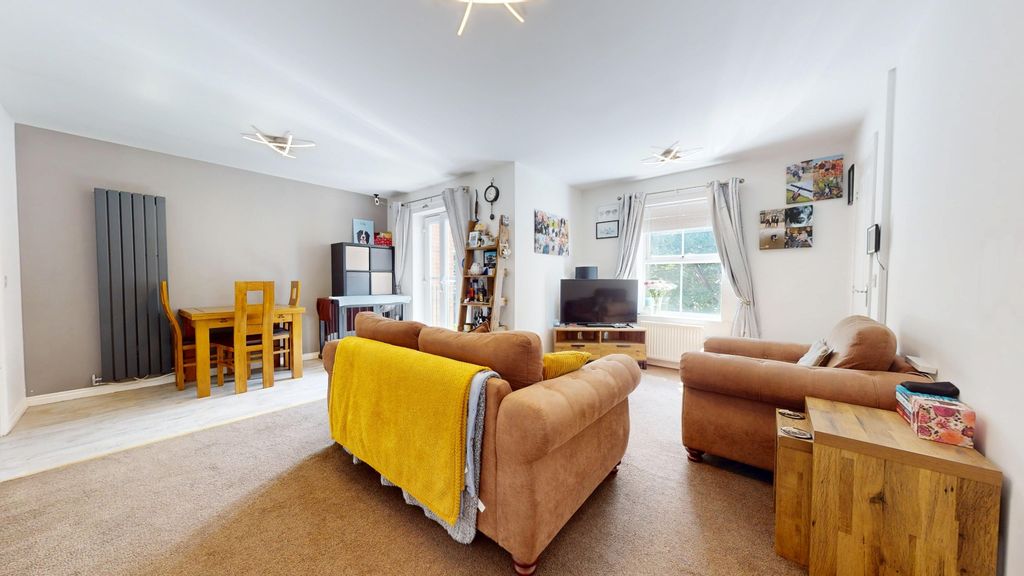 Property photo 1 of 17 5342900