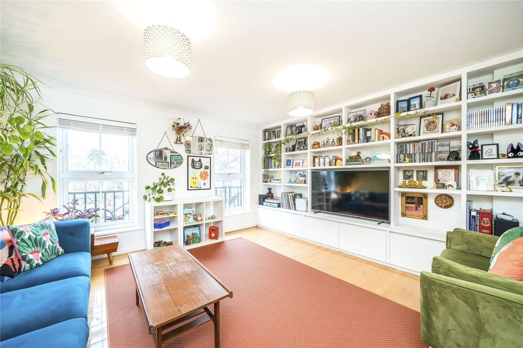 Property photo 2 of 11 Picture No. 12