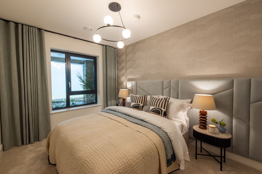 Property photo 1 of 28