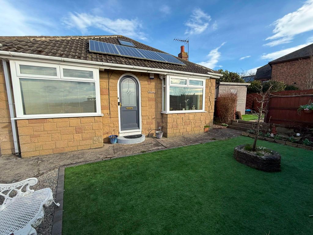 Property photo 2 of 33