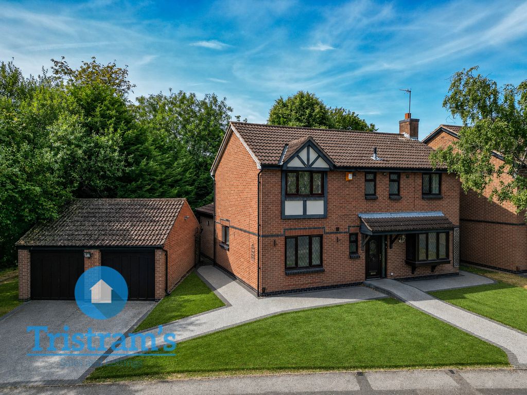 Property photo 1 of 27