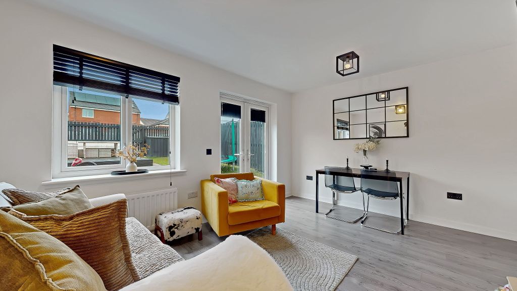 Property photo 3 of 20 15-Web-Or-Mls-141 Calderbank Road_22